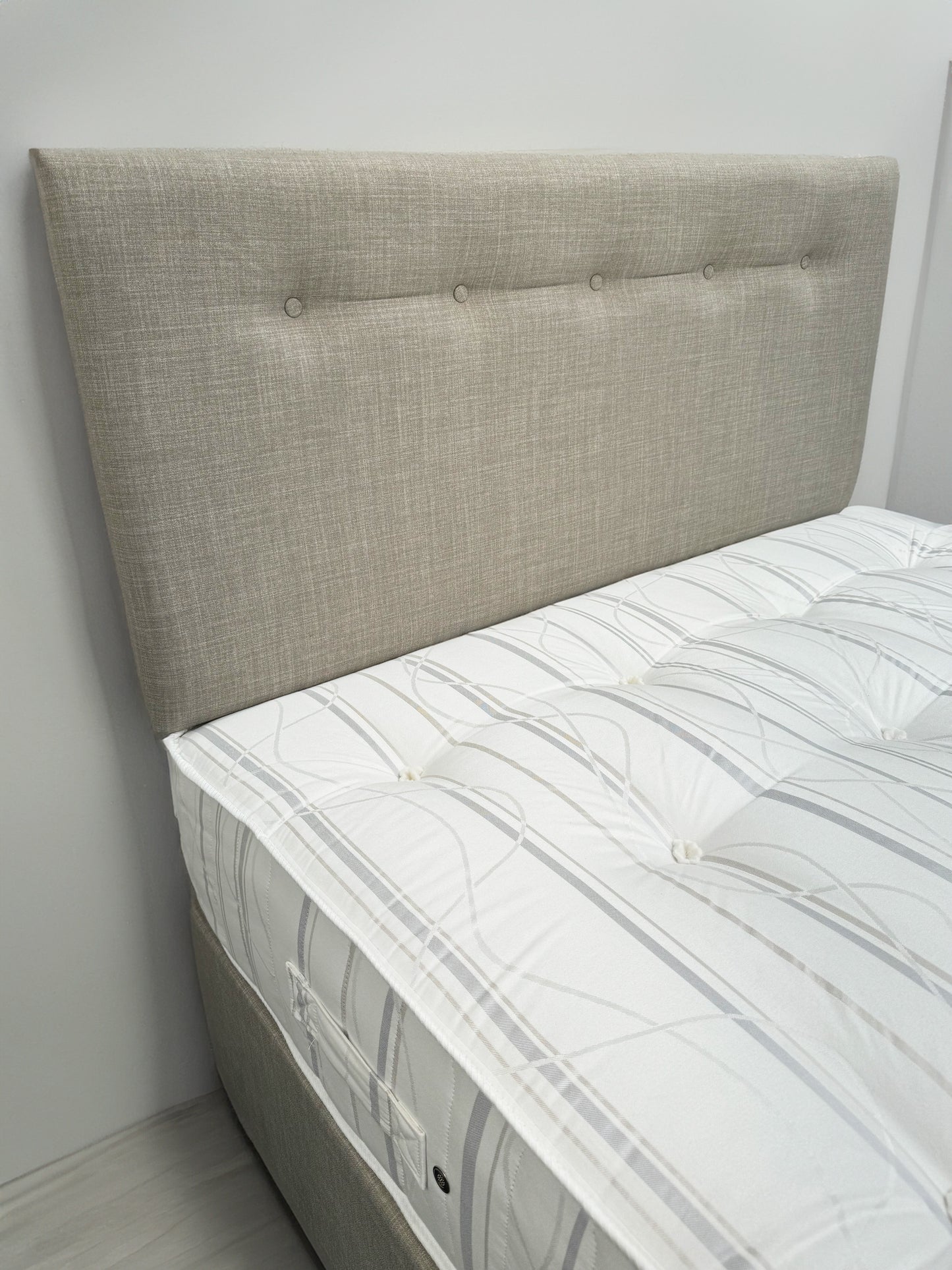 Cambella Complete Bed Set with Base, Headboard, and Mattress Double 4'6