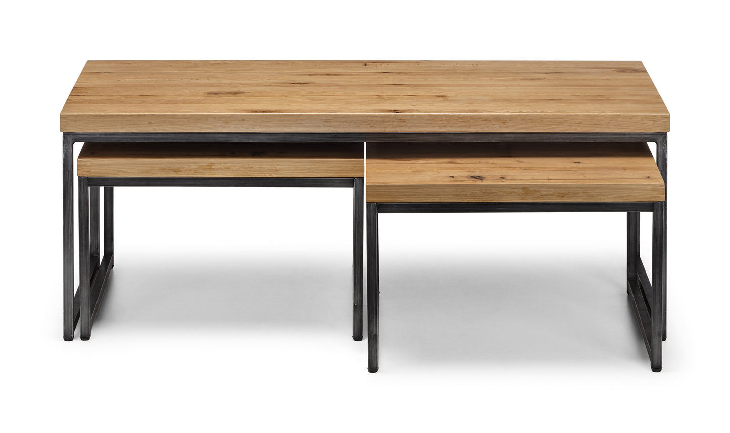 BROOKLYN OAK NESTING COFFEE TABLES