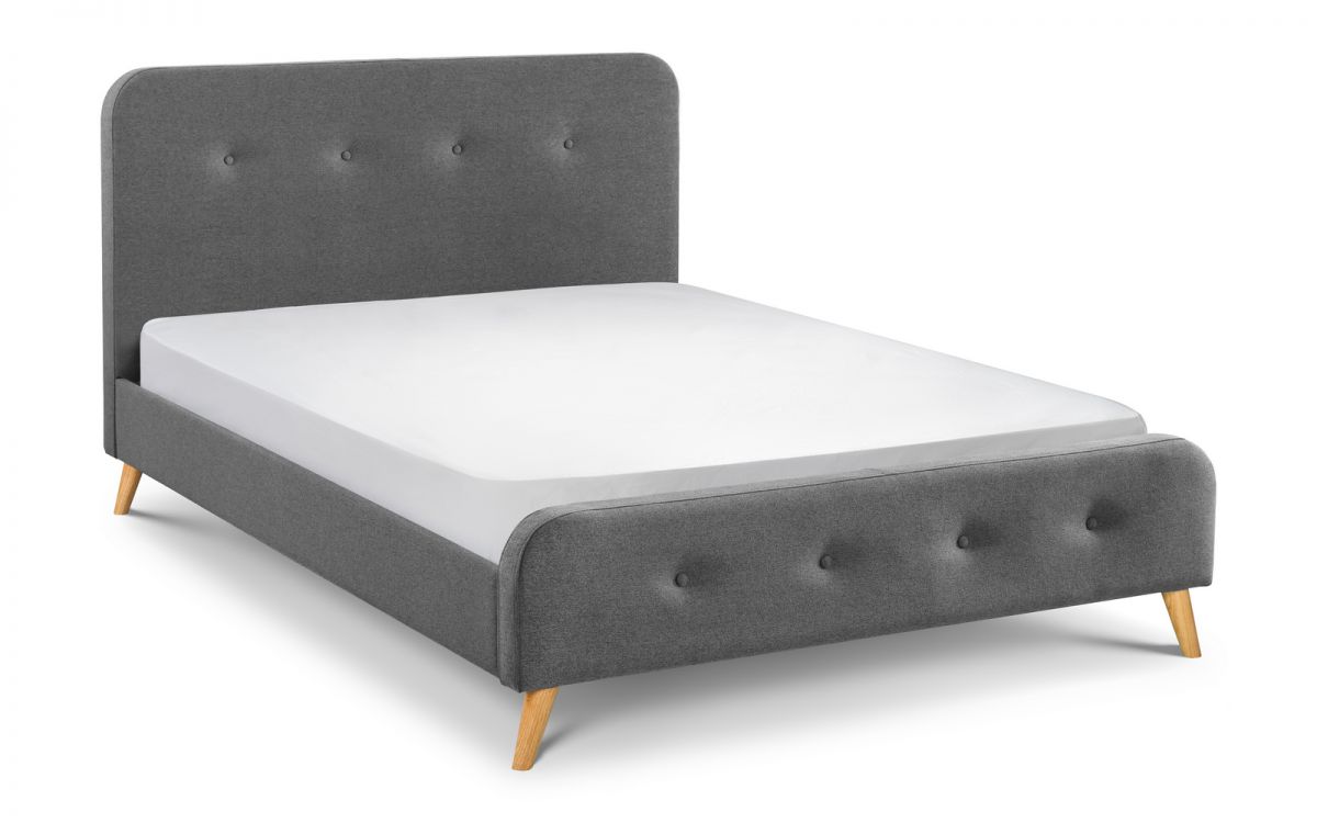 Astrid Curved Retro Buttoned Bed Double 135cm